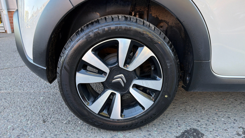 Citroen C3 1.2 PureTech Plus 5dr Petrol Hatchback